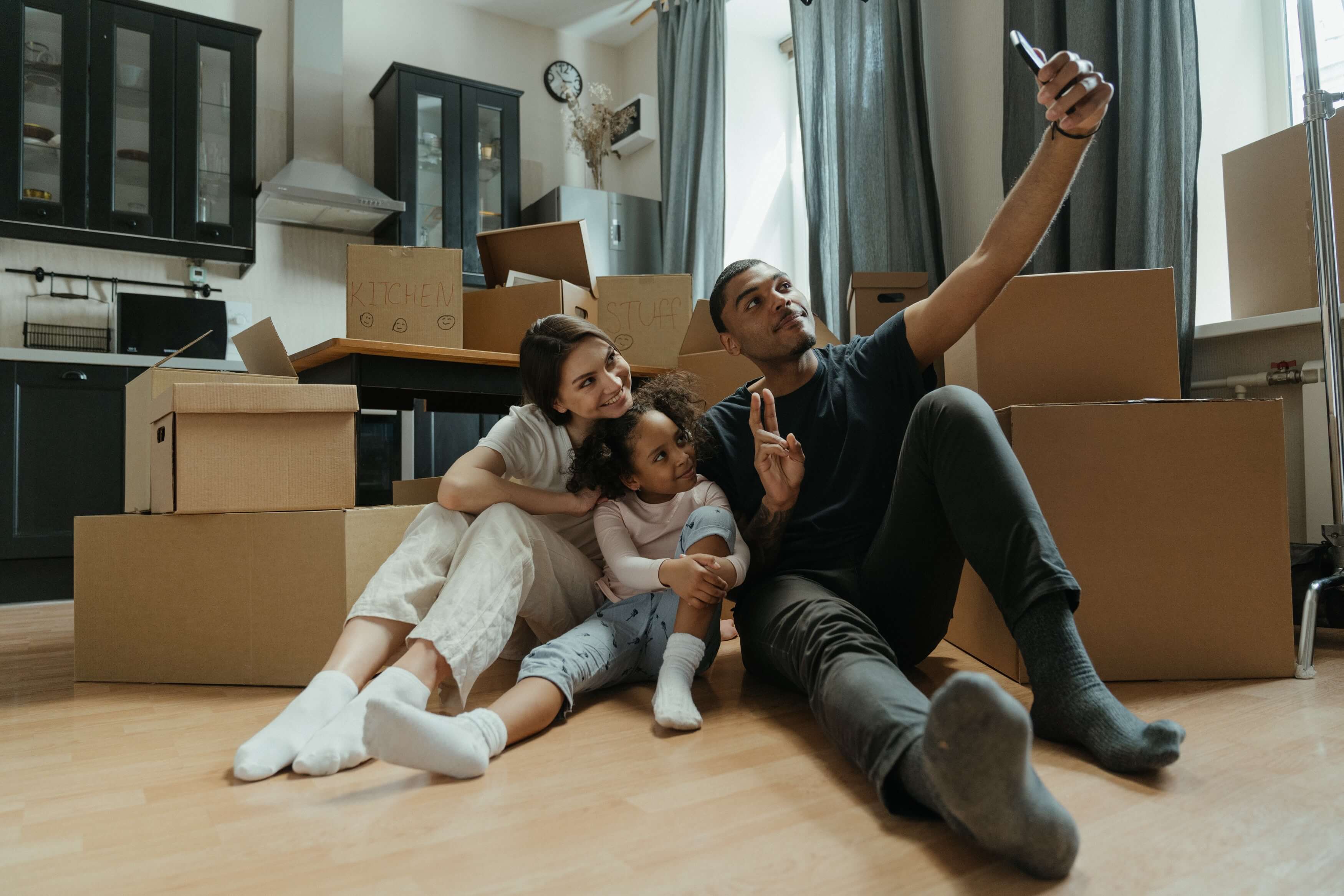Family that takes a photo together while they packing up.